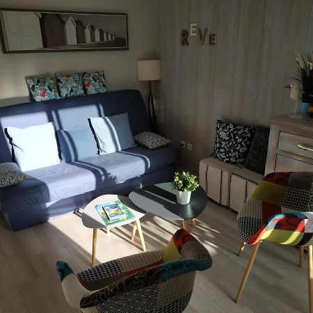 Charmant Appartement A 350M De La Plage Et Du Port Fréjus 外观 照片