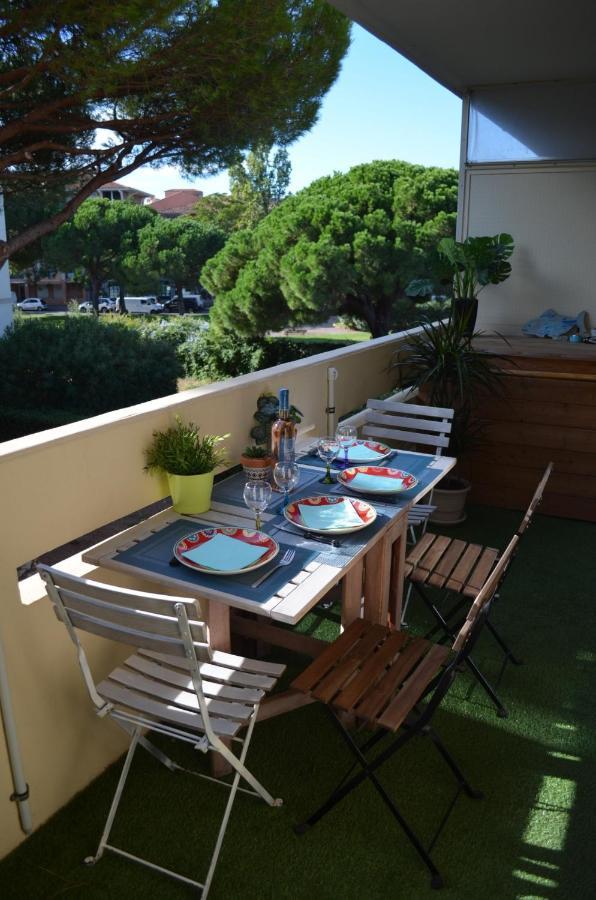 Charmant Appartement A 350M De La Plage Et Du Port Fréjus 外观 照片
