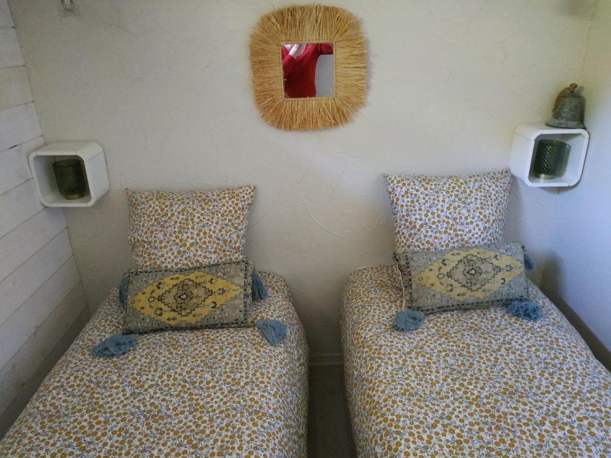 Charmant Appartement A 350M De La Plage Et Du Port Fréjus 外观 照片